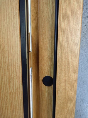 Puerta a prueba de sonido de apertura interna derecha H2425*W950*70 mm para la reducción del ruido y la privacidad