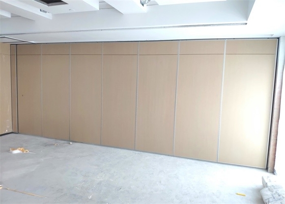 Desplazamiento de madera movible insonoro plegable de las paredes de división para el hotel